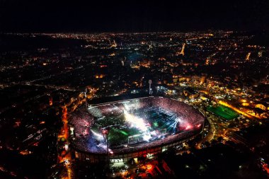 Paok taraftarları yla dolu Toumba Stadyumu'nun havadan çekimleri kutladı