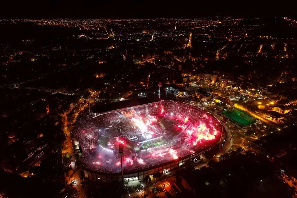 Opptak fra luften av Toumba stadion full av fans av PAOK – stockfoto