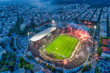 Paok taraftarları yla dolu Toumba Stadyumu'nun havadan çekimleri kutladı
