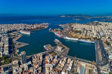 Pire ve d ünlü liman havadan drone panoramik fotoğraf