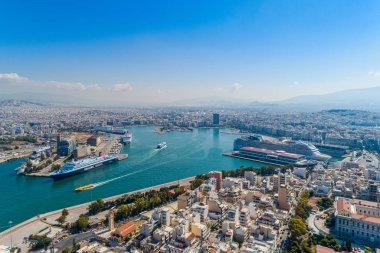 Pire ve d ünlü liman havadan drone panoramik fotoğraf