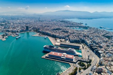 Pire ve d ünlü liman havadan drone panoramik fotoğraf