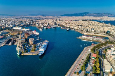 Pire ve d ünlü liman havadan drone panoramik fotoğraf