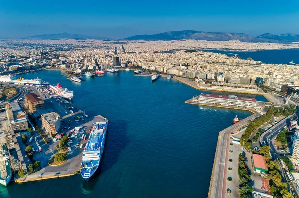 Aerial Drone panoramabild av Pireus och den berömda hamnen i d — Stockfoto