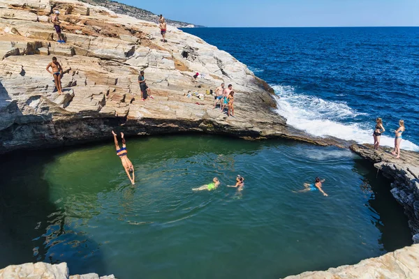 Η Γκιόλα είναι μια φυσική πισίνα στη Θάσος, Ελλάδα — Φωτογραφία Αρχείου