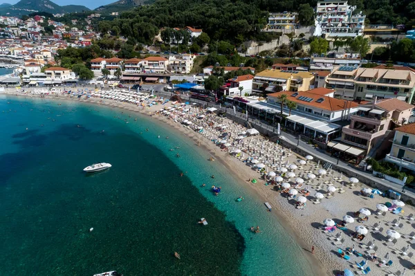 Vzdušný výhled na pobřežní město Parga, Řecko Durinova — Stock fotografie