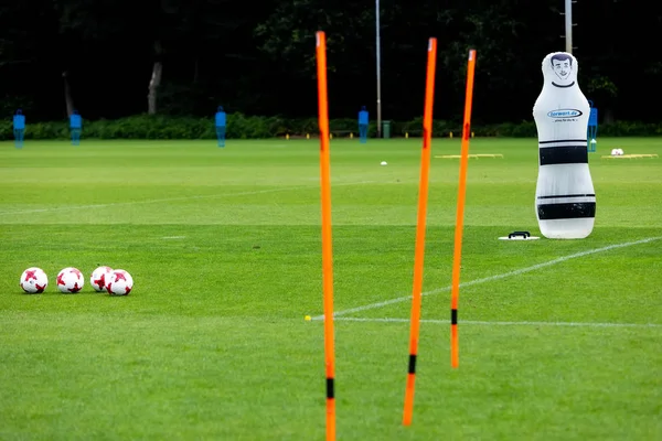 Attrezzature per l'allenamento di calcio (calcio) — Foto Stock