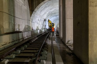Selanik, Yunanistan - 23 Mayıs 2020: Selanik şehir merkezinde metro inşaatı