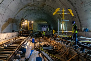 Selanik, Yunanistan - 23 Mayıs 2020: Selanik şehir merkezinde metro inşaatı