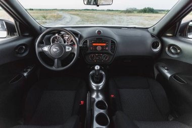 Novoselivka, Dnipropetrovsk bölgesi, Ukrayna - Temmuz 02, 2020: Nissan Juke 2019