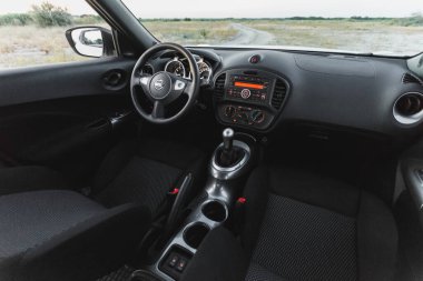 Novoselivka, Dnipropetrovsk bölgesi, Ukrayna - Temmuz 02, 2020: Nissan Juke 2019