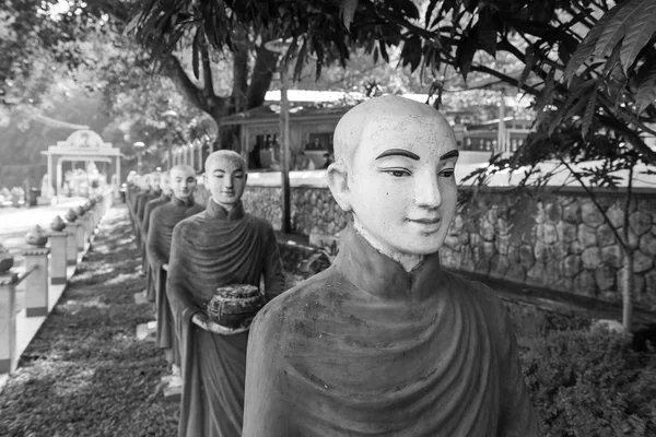 Hpa Myanmar Novembre 2018 Photo Noir Blanc Nombreuses Statues Moines — Photo