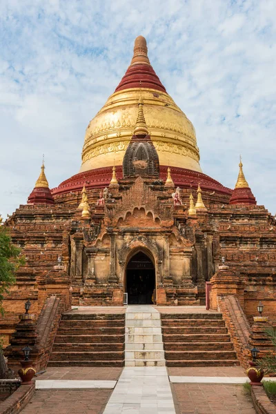 Imagem Vertical Pagode Dhammayazika Arquitetônico Localizado Dentro Parque Arqueológico Bagan — Fotografia de Stock
