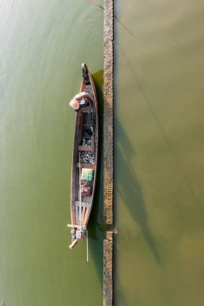 Top Bottom Picture Local Burmese Fishermen Wooden Boat Bein Bridge — Stock Photo, Image