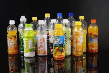 Çin İçecek Şişeleri maden suyu şişesi