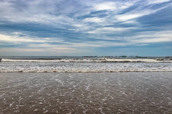 Vista Playa Con Olas Mar Primera Hora Mañana Desde Imagen — Foto de Stock