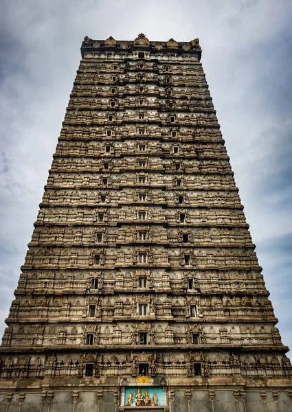 Entrada Rajagopuram Templo Murdeshwar Con Imagen Cielo Plano Toma India —  Fotos de Stock