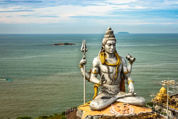 Шива Статуя Изолированная Храме Murdeshwar Воздушные Снимки Арабианским Морем Заднем — стоковое фото