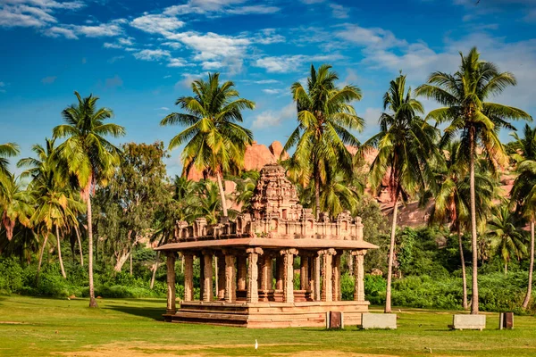 Hampi Ruins Ancient Breathtaking Stone Art Bright Blue Sky Flat — Stock Photo, Image