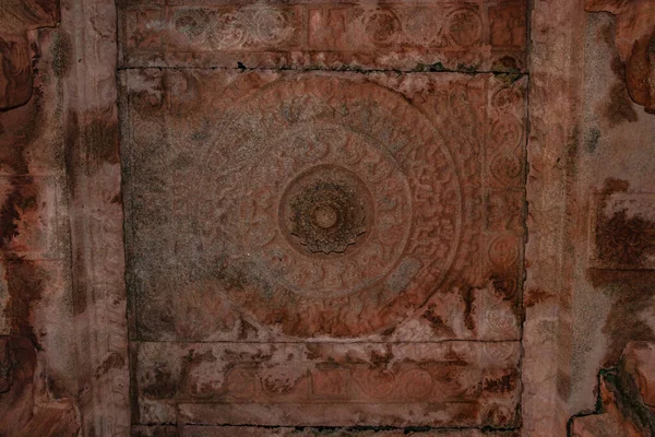 내부에 비탈라 사원에는 한각상에서 나오는 고대의 석화들이 카르나타카인 함피에서 인상적 — 스톡 사진