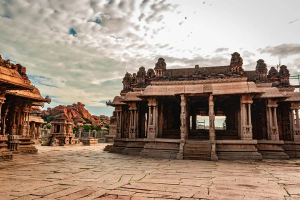 Vithala Tempel Hampi Ruinen Antike Steinkunst Aus Einzigartigen Blickwinkeln Bild — Stockfoto