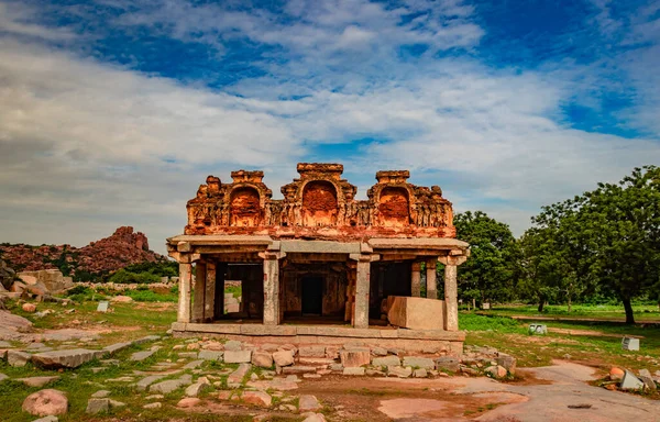 Rovine Hampi Antica Arte Pietra Angolo Unico Con Sorprendente Immagine — Foto Stock