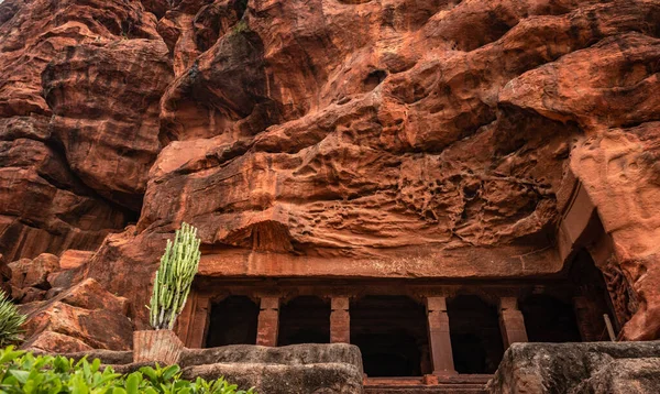 Badami Grotta Ingen Chalukya Dynastin Antika Stenkonst Från Platt Vinkel — Stockfoto