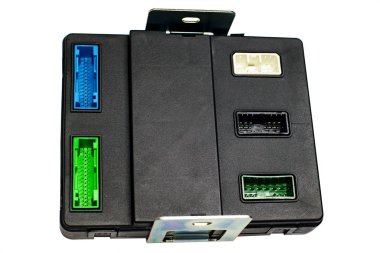 Beyaz bir arka plan üzerinde vücut kontrol modülü