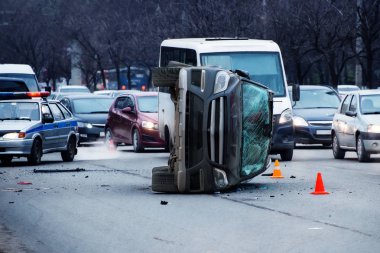 alanın sığ derinlikte trafik kazası