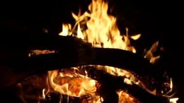 Gece Kamp Ateşi, Yavaş Hareket