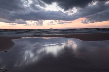 Baltık Denizi üzerinde gün batımı, İsveç