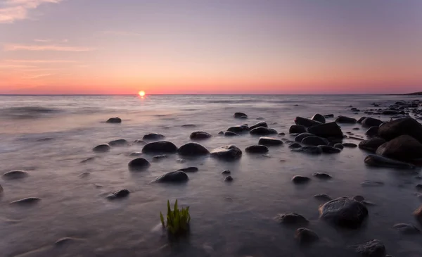 Hermoso Atardecer Sobre Mar Báltico Fotografiado Con Larga Exposición — Foto de Stock