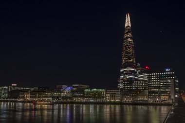Shard London Cityscape geceleri aydınlatıldı