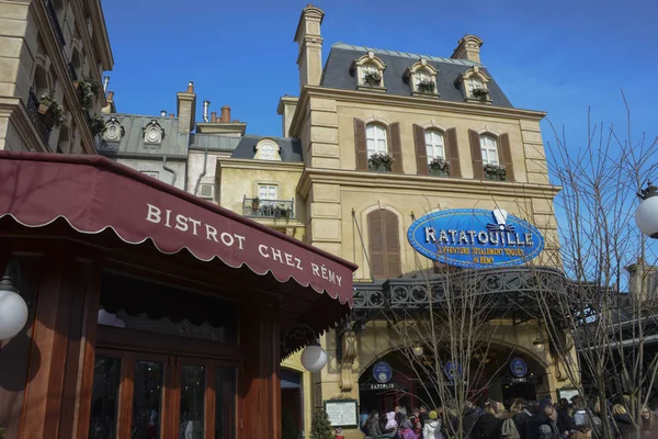 Fransa, Paris - Şubat 27,2016 - yer de R görünümünü? benim içinde Disney Studios, Paris. Ratatouille bulabileceğiniz bir Paris mahalle tarafından ilham.