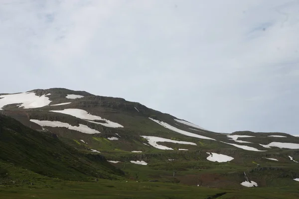 Zlanda Daki Tipik Dağ Manzarası — Stok fotoğraf