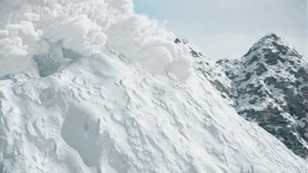 Symulacja komputerowa lawiny śnieżnej w górach. — Wideo stockowe
