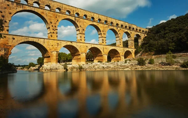 Lange belichtingsfotografie bij Pont du Gard Frankrijk Rechtenvrije Stockafbeeldingen