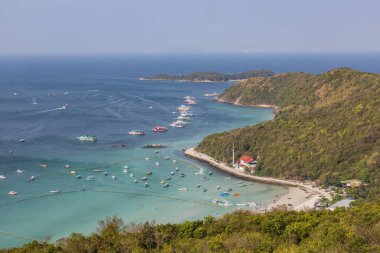 Koh Lan - Tayland doğu kıyısında Tayland Körfezi'nde adalardan biri, Pattaya en yakın adalar grubuna aittir.