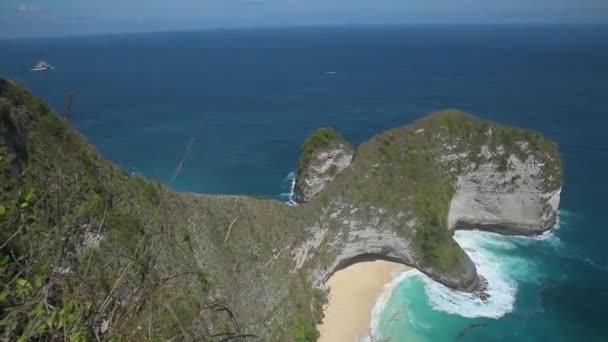 Spiaggia Kelingking Vista Dalla Cima Delle Scogliere Dell Isola Nusa — Video Stock