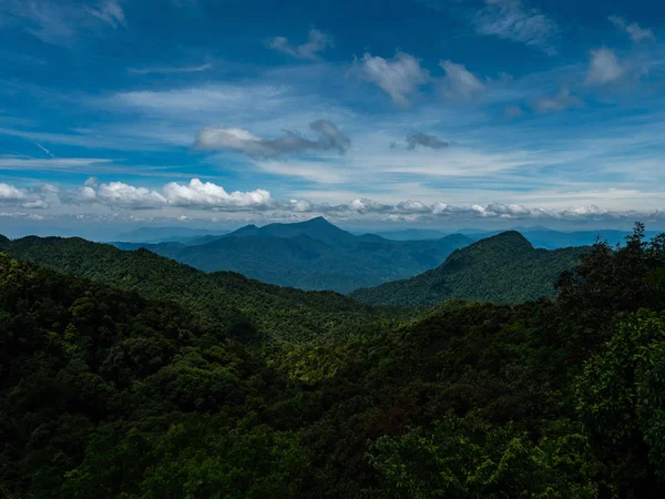 vietnam Bach ma milli parkı