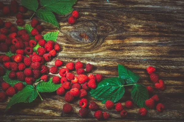 Текстура фону стигла рожева ягода малини. Свіжі органічні фрукти . — стокове фото