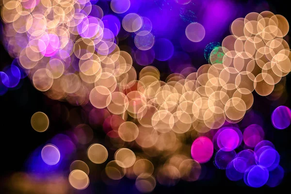 Festlig abstrakt bakgrund med bokeh defokuserad ljus. Jul — Stockfoto