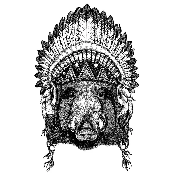Aper, vildsvin, gris, vildsvin vilda djur bär inidan huvudbonad med fjädrar. Boho chic stil illustration för tatuering, emblem, badge, logo patch. Barn kläder — Stock vektor
