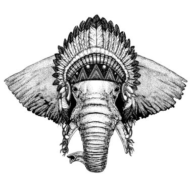 Fil. Hayvanat Bahçesi. Vahşi hayvan giyen inidan headdress tüyleri ile. Boho chic tarzı Gösterim amacıyla dövme, amblem, rozet, logo, yama. Çocuk giyim