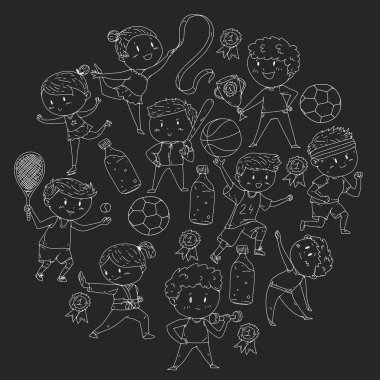 Çocuk yarışmaları spor. Genç atheles oynarken futbol, futbol, beyzbol, basketbol. Çalışan kız ve erkek. Rhythic jimnastik, artistik patinaj görüntüleri.