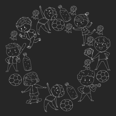 Çocuk yarışmaları spor. Genç atheles oynarken futbol, futbol, beyzbol, basketbol. Çalışan kız ve erkek. Rhythic jimnastik, artistik patinaj görüntüleri.