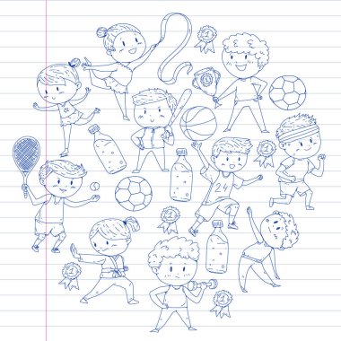 Çocuk yarışmaları spor. Genç atheles oynarken futbol, futbol, beyzbol, basketbol. Çalışan kız ve erkek. Rhythic jimnastik, artistik patinaj görüntüleri.