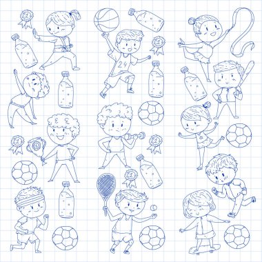 Çocuk yarışmaları spor. Genç atheles oynarken futbol, futbol, beyzbol, basketbol. Çalışan kız ve erkek. Rhythic jimnastik, artistik patinaj görüntüleri.