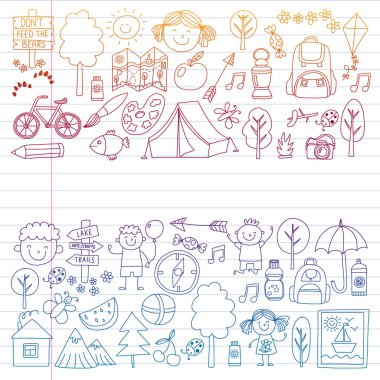 Vektör kamp, yürüyüş simgeleri küçük çocuklar için ayarlayın. Okulu ve anaokulu çocukları tatil.