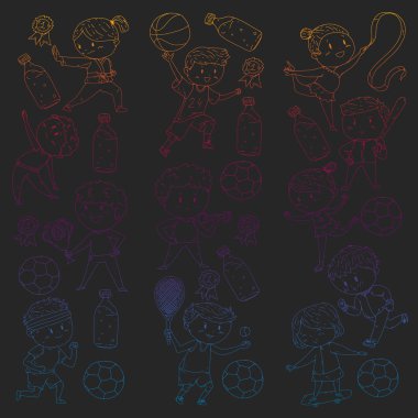 Çocuk yarışmaları spor. Genç atheles oynarken futbol, futbol, beyzbol, basketbol. Çalışan kız ve erkek. Rhythic jimnastik, artistik patinaj görüntüleri.